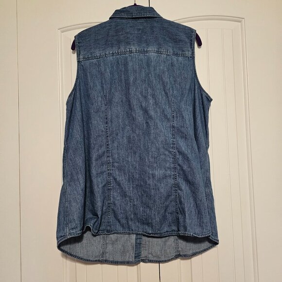 Talbots Woman Chambray Vest Pockets Blue Denim Look Size 18W - Picture 2 of 6